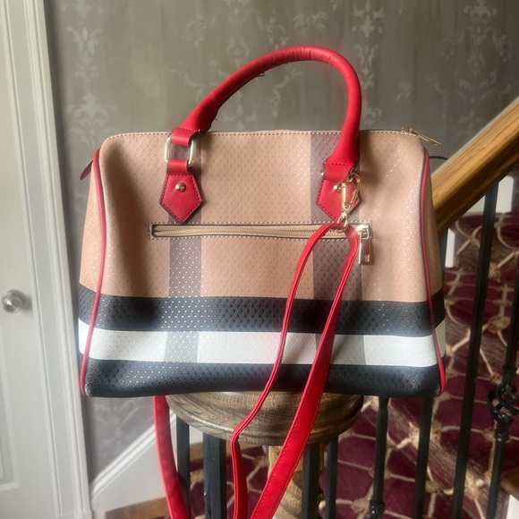 Tote tan, black, white and gray ladies faux leather very good condition - Picture 4 of 9